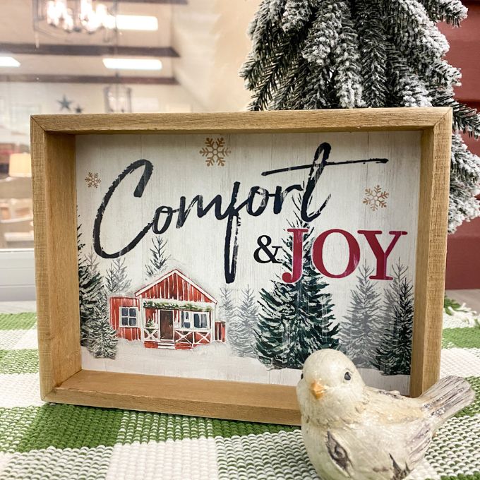 Farmhouse Christmas Signs - Five Styles available at Quilted Cabin Home Decor.